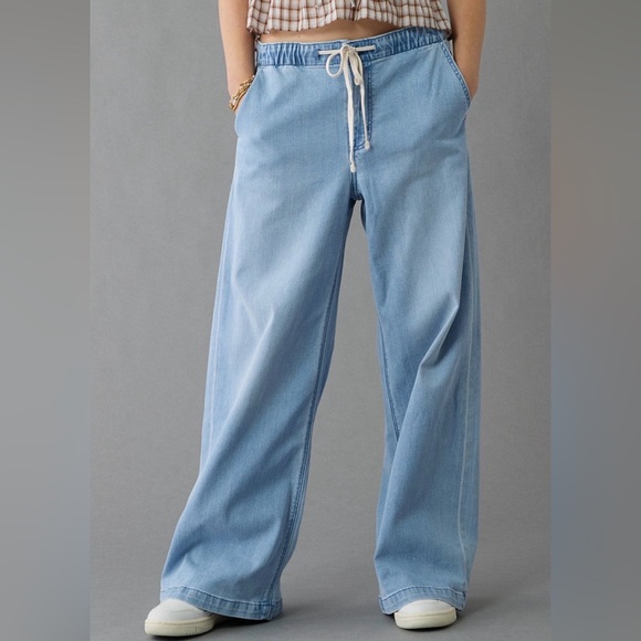 American Eagle Outfitters Denim - American Eagle Outfitters Light Blue Wide Leg Jeans